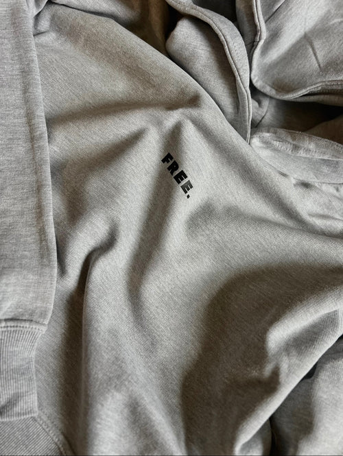 CROPPED HOODIE "FREE" | grey