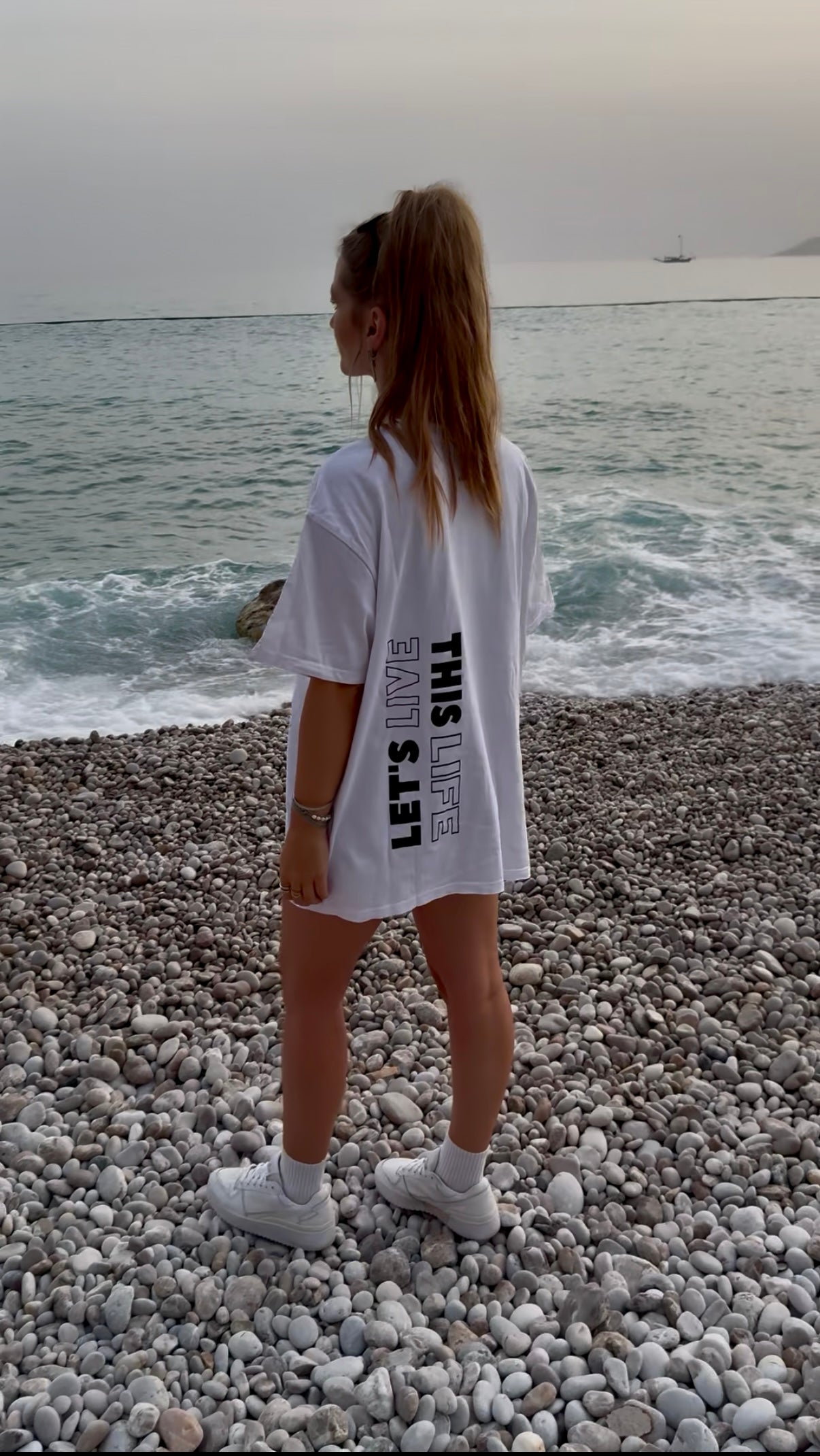 SHIRT „LIVE THIS LIFE“ | white