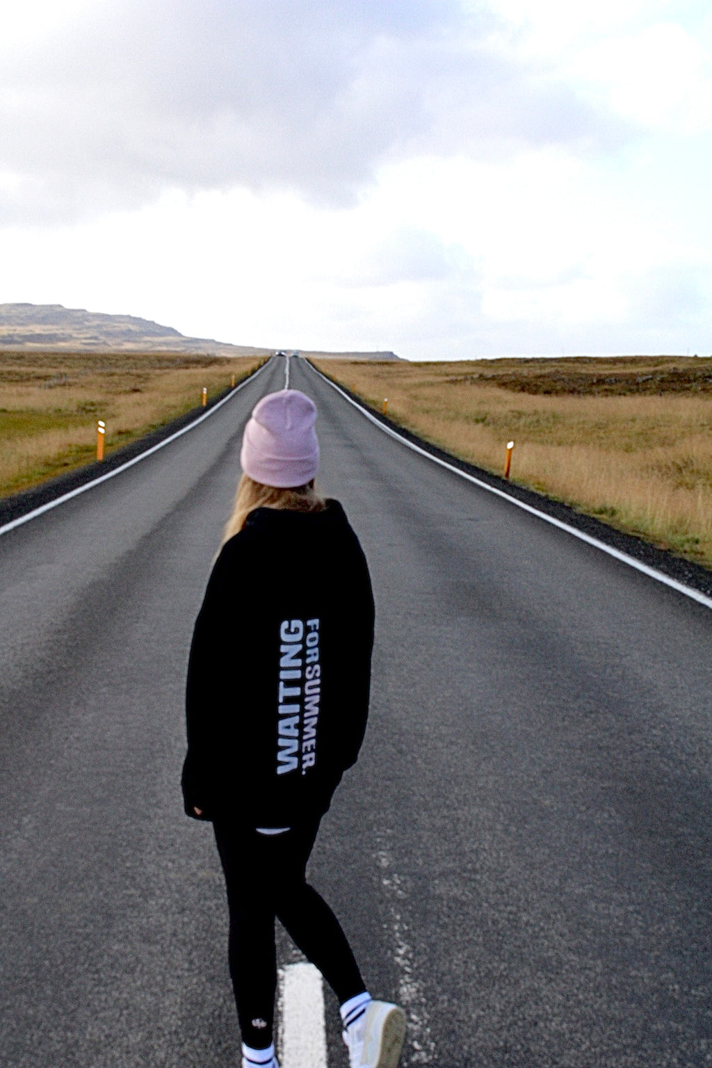 HOODIE "WAITING" | black