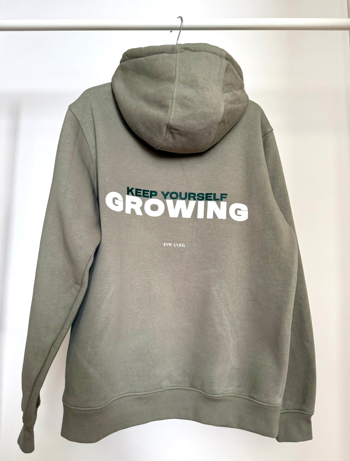 HOODIE "GROWING" | olive